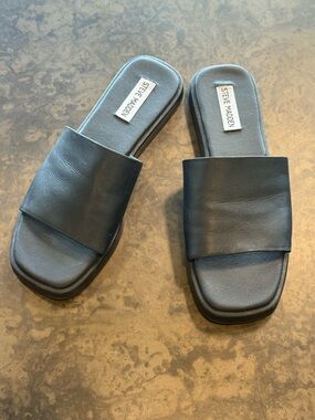 Steve Madden Black Leather Slide Sandals
